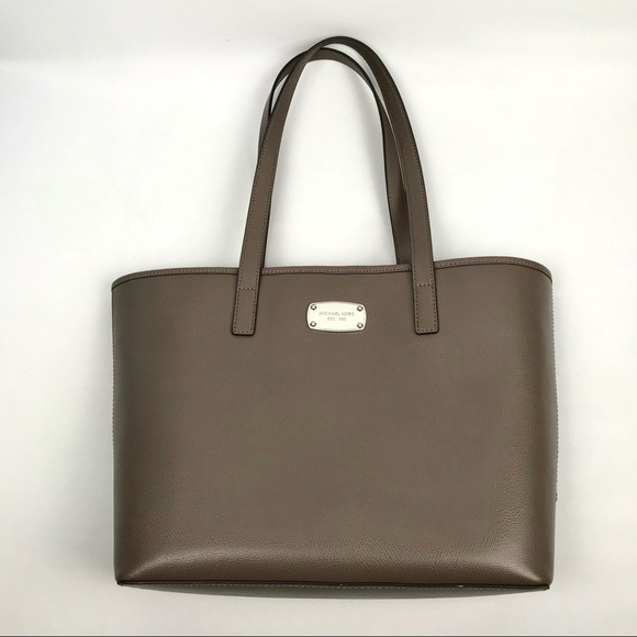 MICHAEL KORS Large Grey Tan Leather Tote Purse
